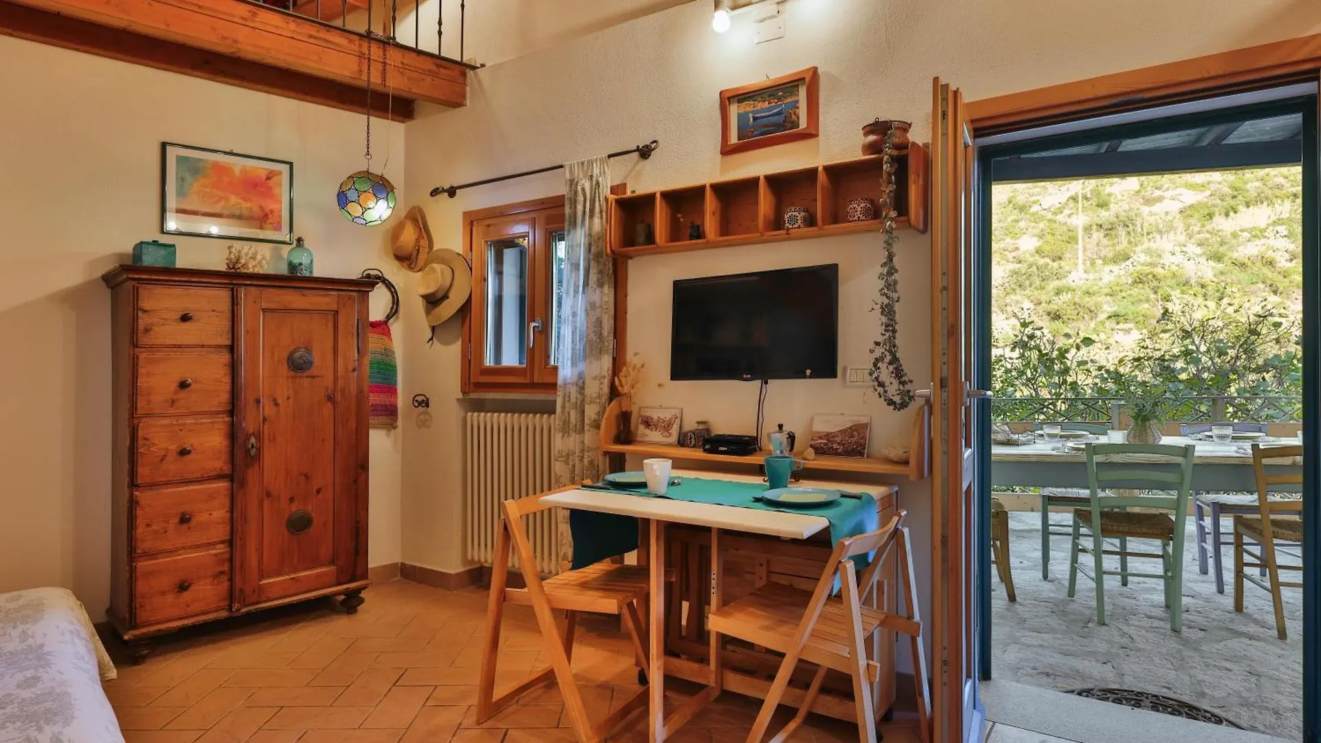 Apartment Appartamenti Del Sole - Goelba Seccheto