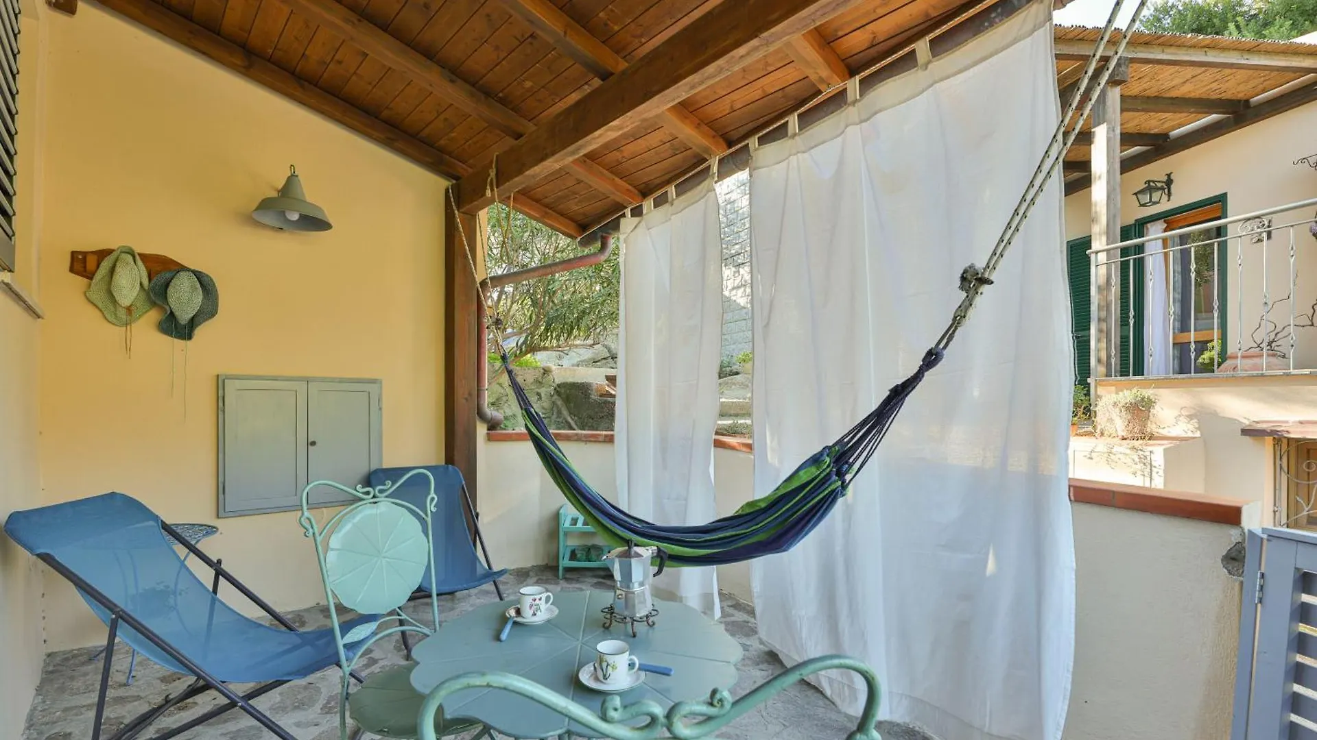 Appartamenti Del Sole - Goelba Seccheto Apartment